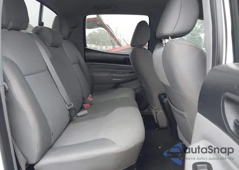 2014 Toyota Tacoma Base V6 z USA, uszkodzony, nr VIN 3TMMU4FN0EM068450